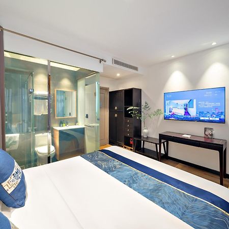Beijing Tangfu Nanluoguxiang Wang Fu Jing Forbidden City Snack Street Hotel,1 Stop Walking To Airport Express,3 Stop To Tiananmen&Free Laundry Dry Service &Professional Free Tour Ticket Service With English Speaking Staff Екстер'єр фото