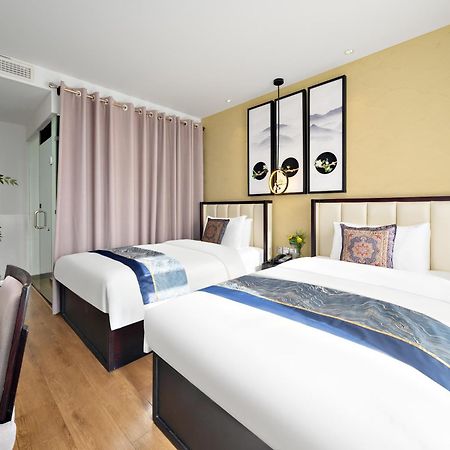 Beijing Tangfu Nanluoguxiang Wang Fu Jing Forbidden City Snack Street Hotel,1 Stop Walking To Airport Express,3 Stop To Tiananmen&Free Laundry Dry Service &Professional Free Tour Ticket Service With English Speaking Staff Екстер'єр фото