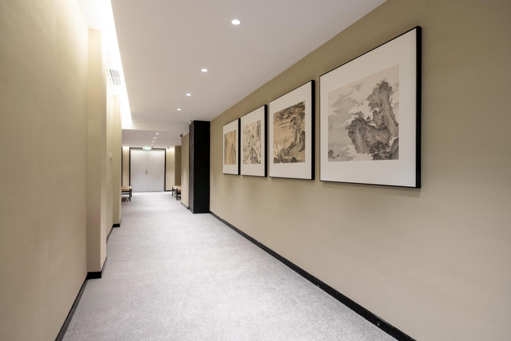 Beijing Tangfu Nanluoguxiang Wang Fu Jing Forbidden City Snack Street Hotel,1 Stop Walking To Airport Express,3 Stop To Tiananmen&Free Laundry Dry Service &Professional Free Tour Ticket Service With English Speaking Staff Екстер'єр фото