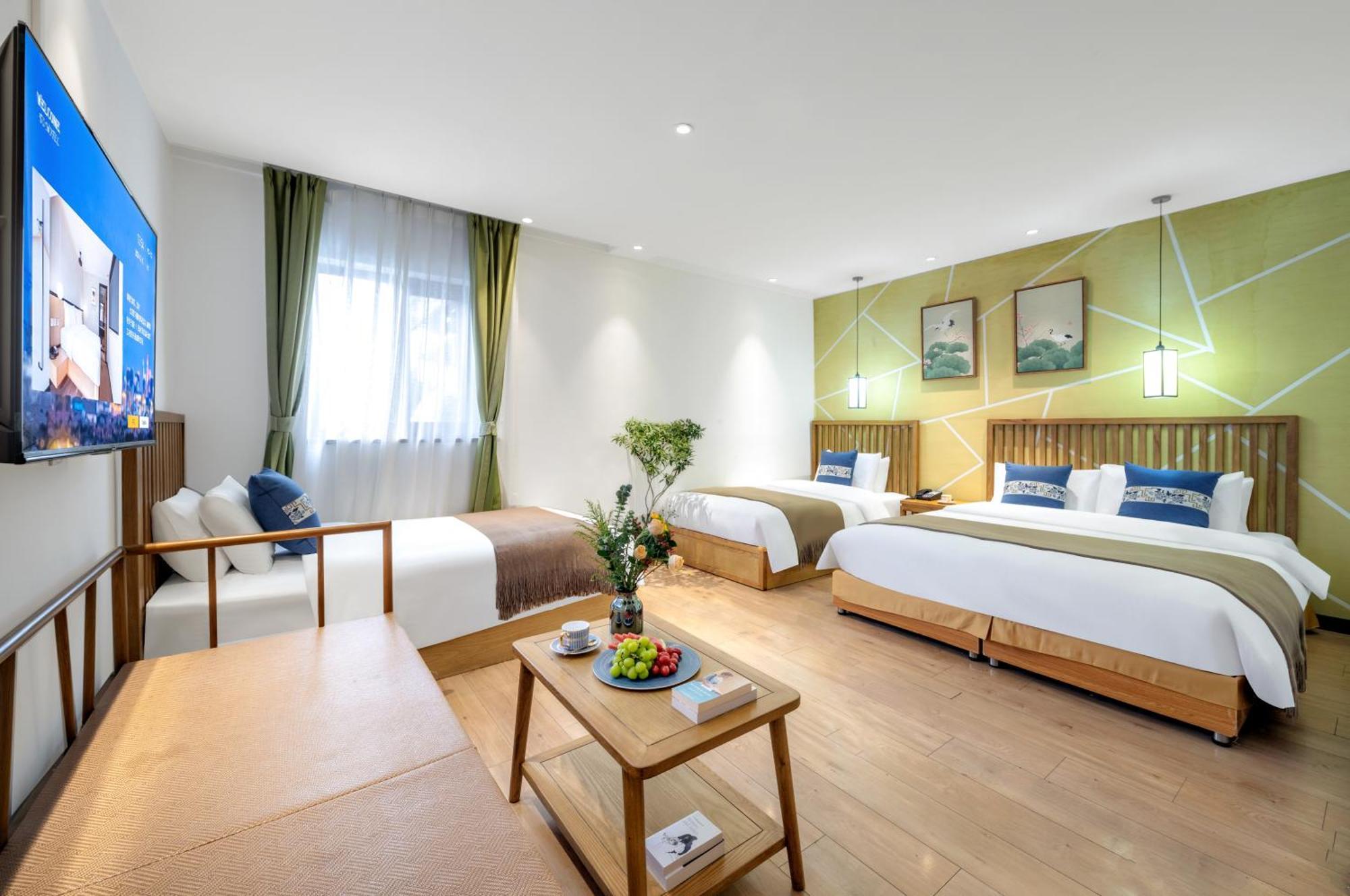 Beijing Tangfu Nanluoguxiang Wang Fu Jing Forbidden City Snack Street Hotel,1 Stop Walking To Airport Express,3 Stop To Tiananmen&Free Laundry Dry Service &Professional Free Tour Ticket Service With English Speaking Staff Екстер'єр фото